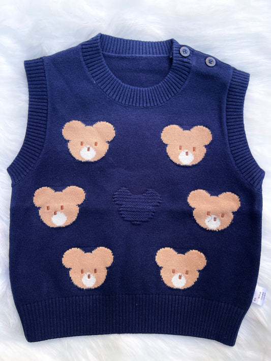 3D bear Sleeveless Sweater